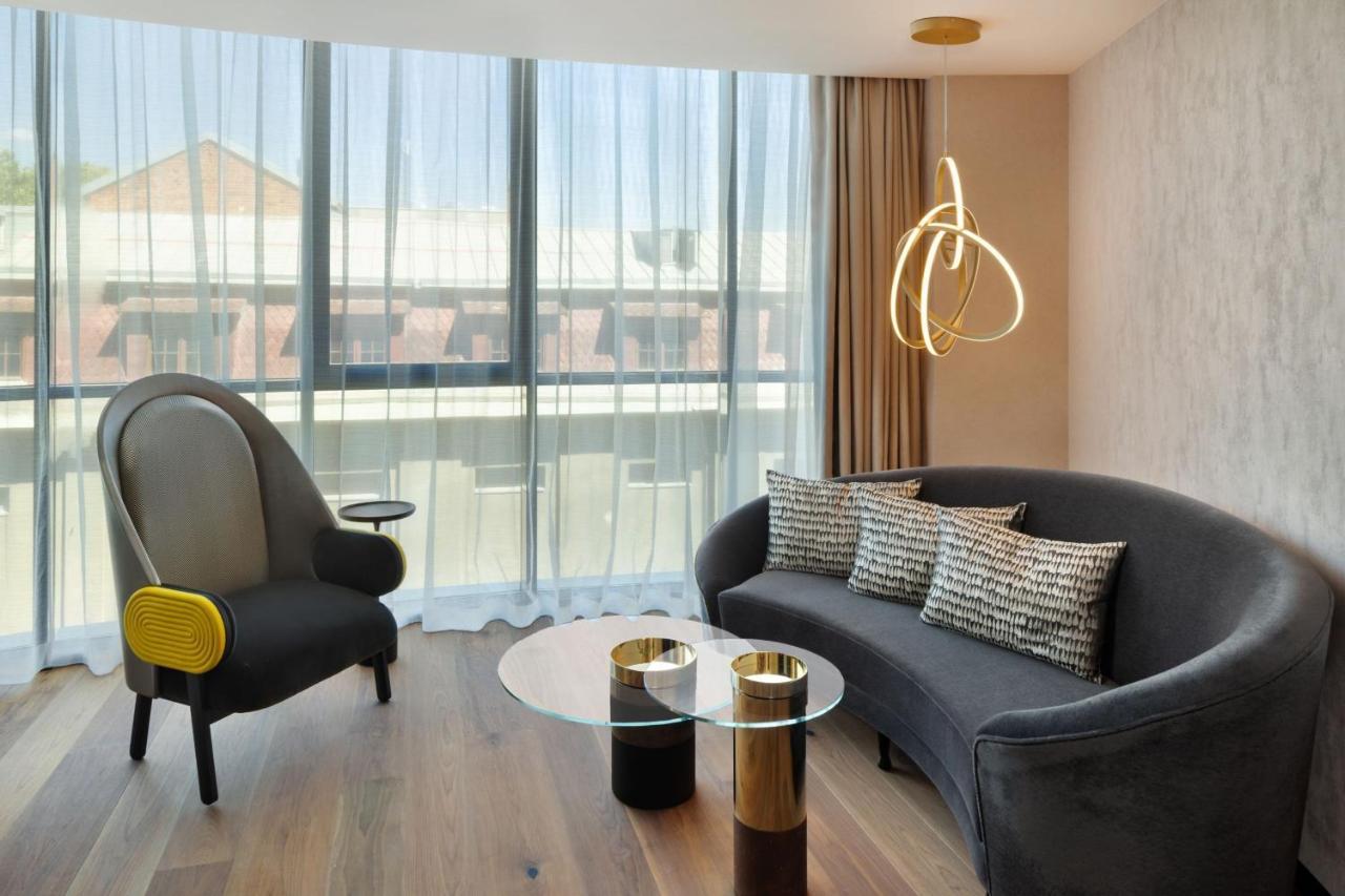 Paragraph Freedom Square, A Luxury Collection Hotel, 트빌리시 외부 사진