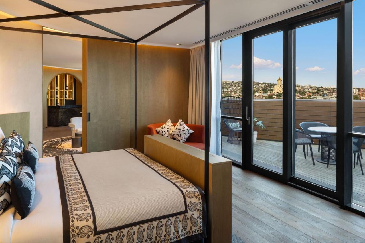 Paragraph Freedom Square, A Luxury Collection Hotel, 트빌리시 외부 사진