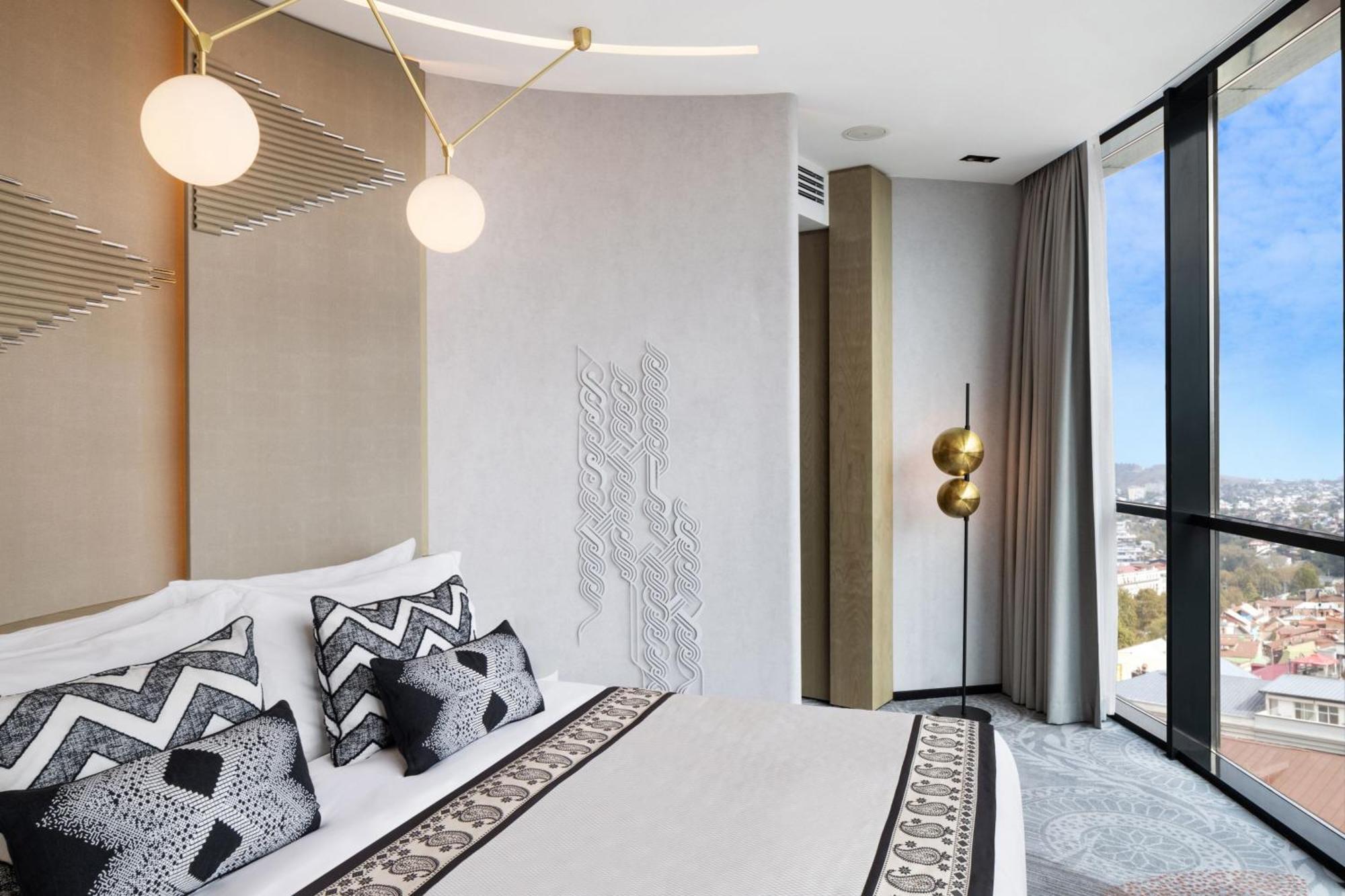 Paragraph Freedom Square, A Luxury Collection Hotel, 트빌리시 외부 사진
