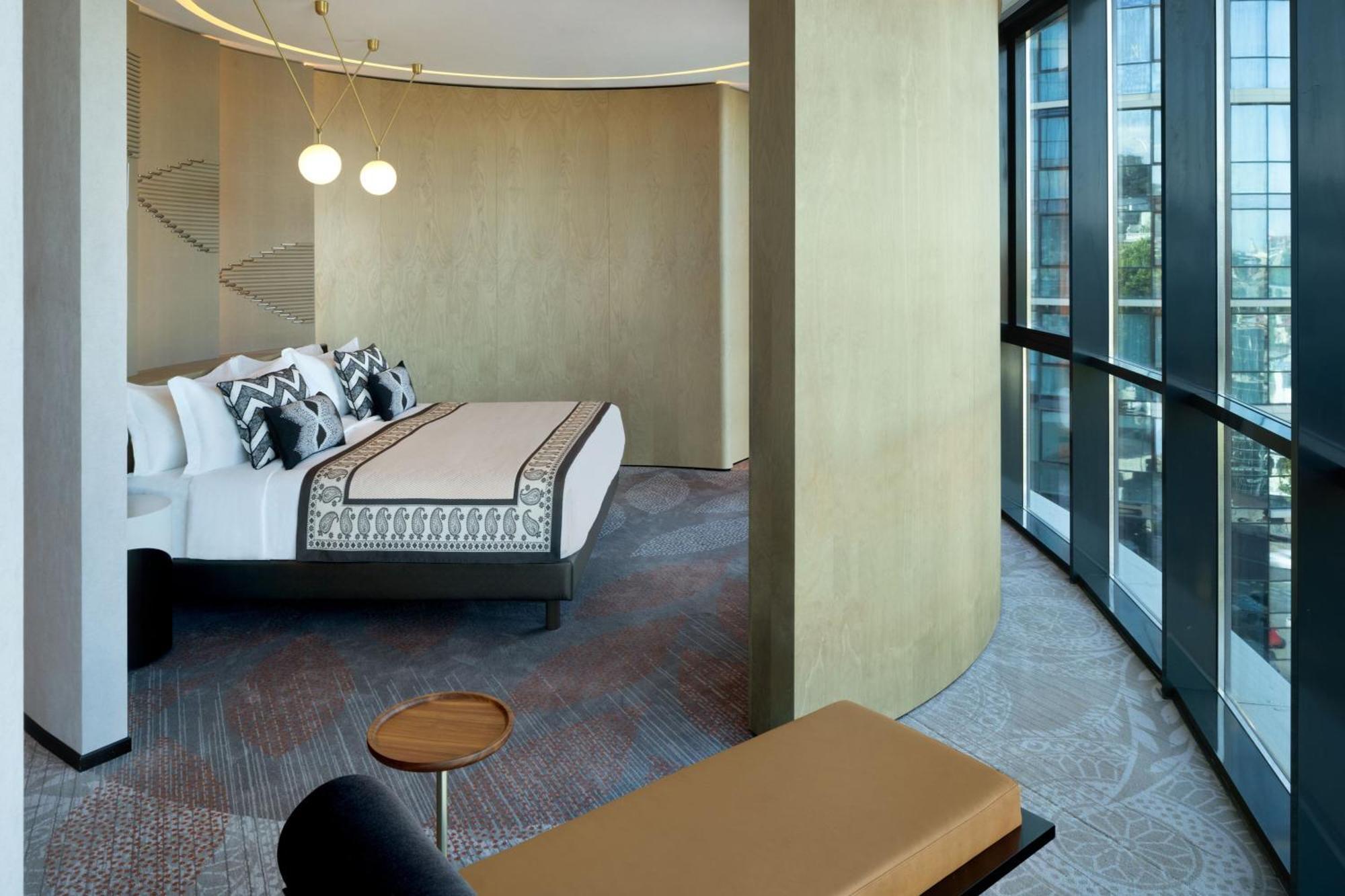 Paragraph Freedom Square, A Luxury Collection Hotel, 트빌리시 외부 사진